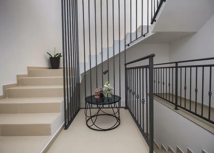 I Big Hill * מאקרסקה