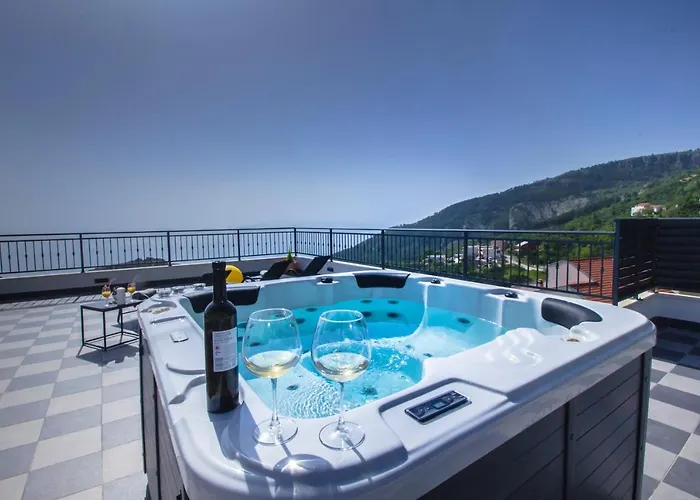 Apartment I Big Hill